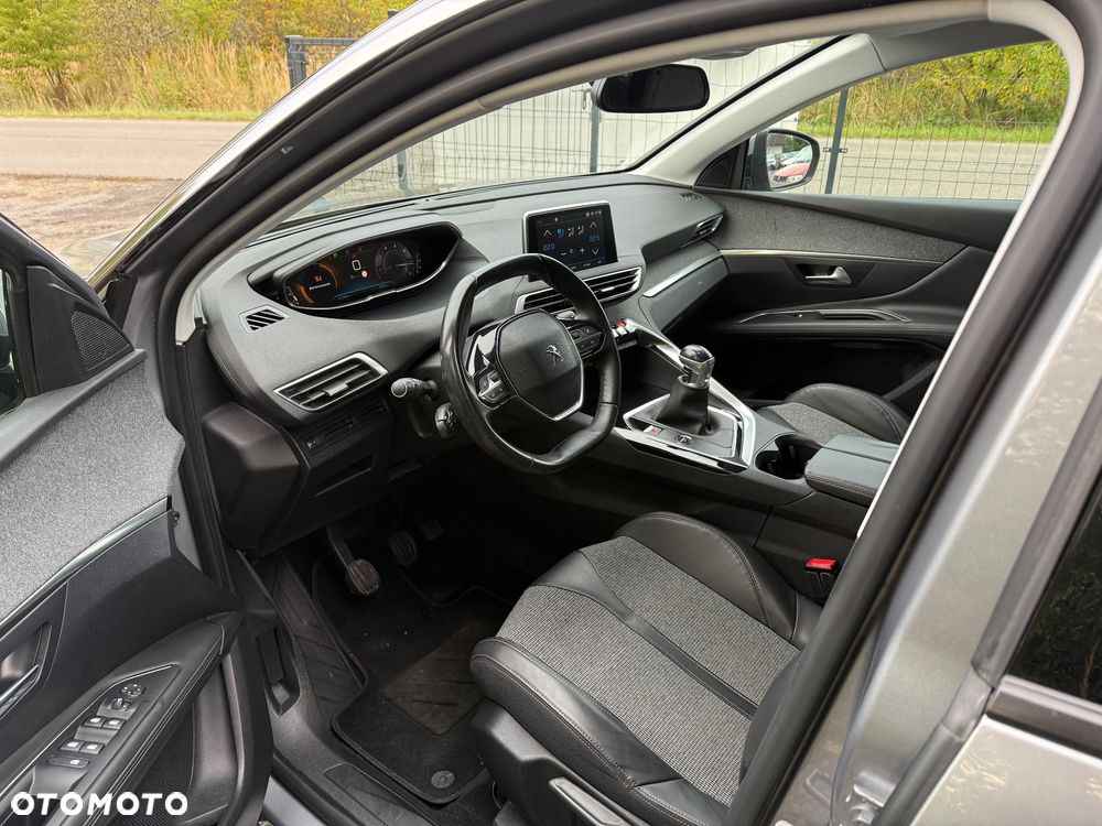 Peugeot 3008 1.5 BlueHDi Allure S&S - 13