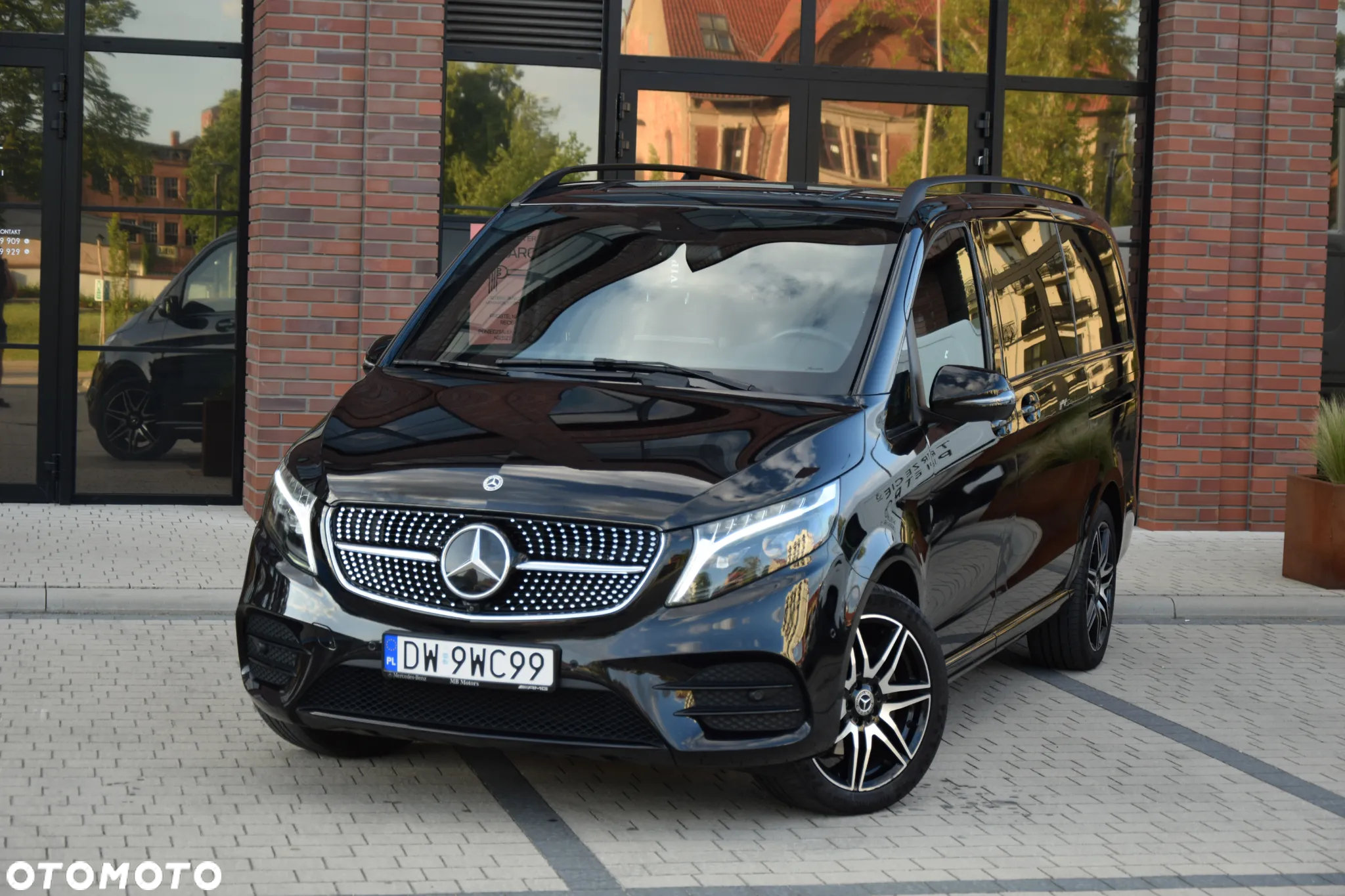 Mercedes-Benz Klasa V 300 d 4-Matic Avantgarde 9G-Tronic (d³ugi) - 4