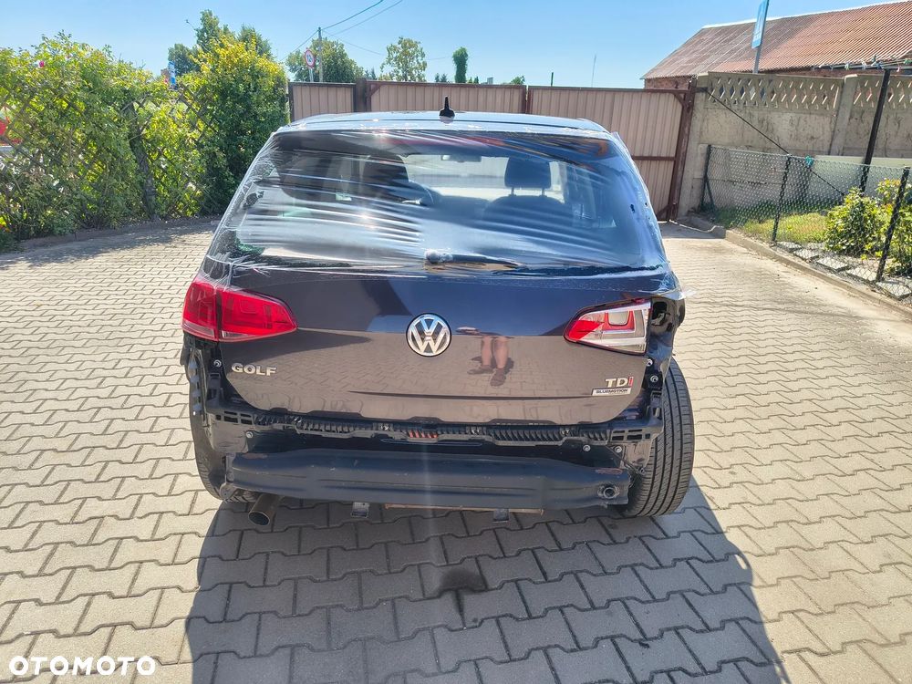 Volkswagen Golf - 9