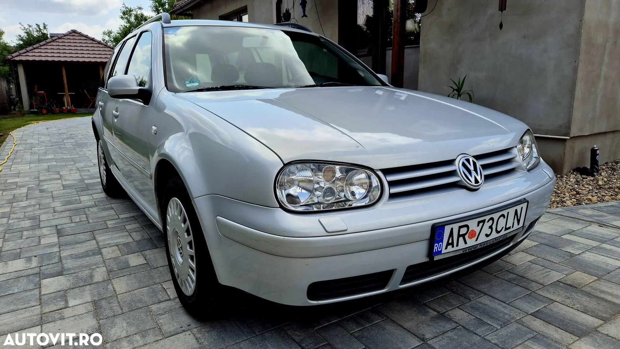 Volkswagen Golf 1.6 - 1