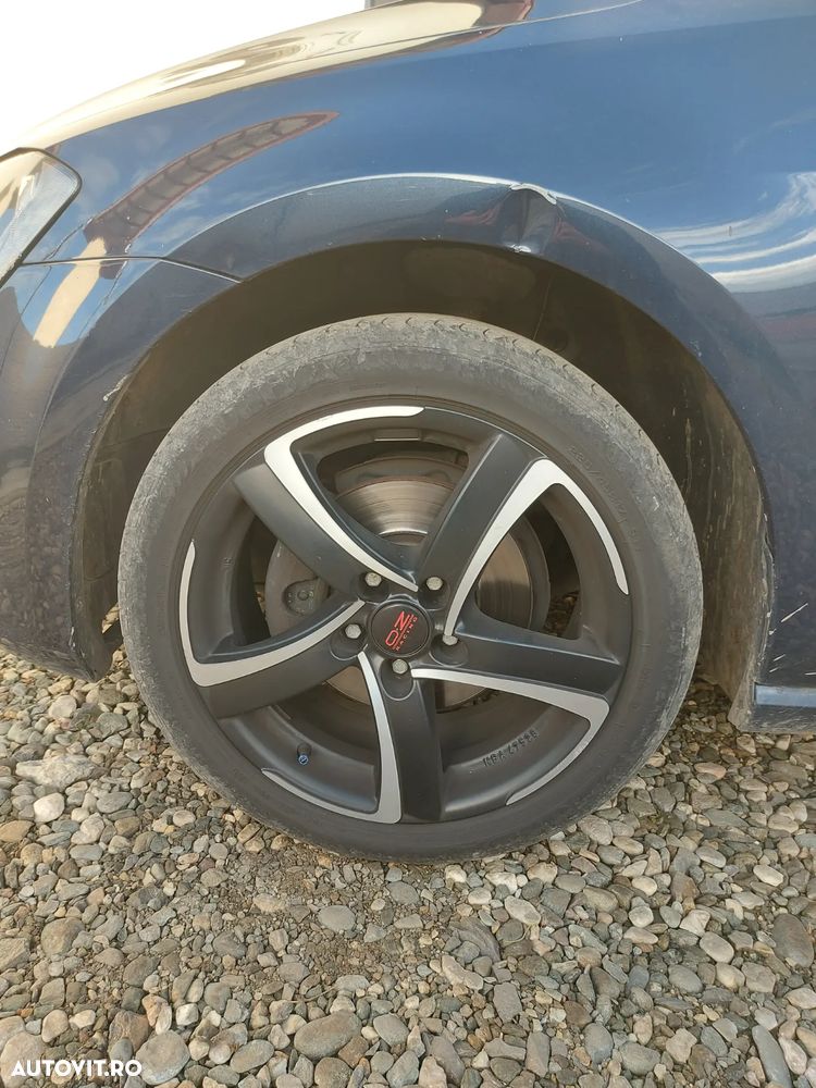 Volkswagen Golf 1.6 TDI BlueMotion Technology DSG Trendline - 30