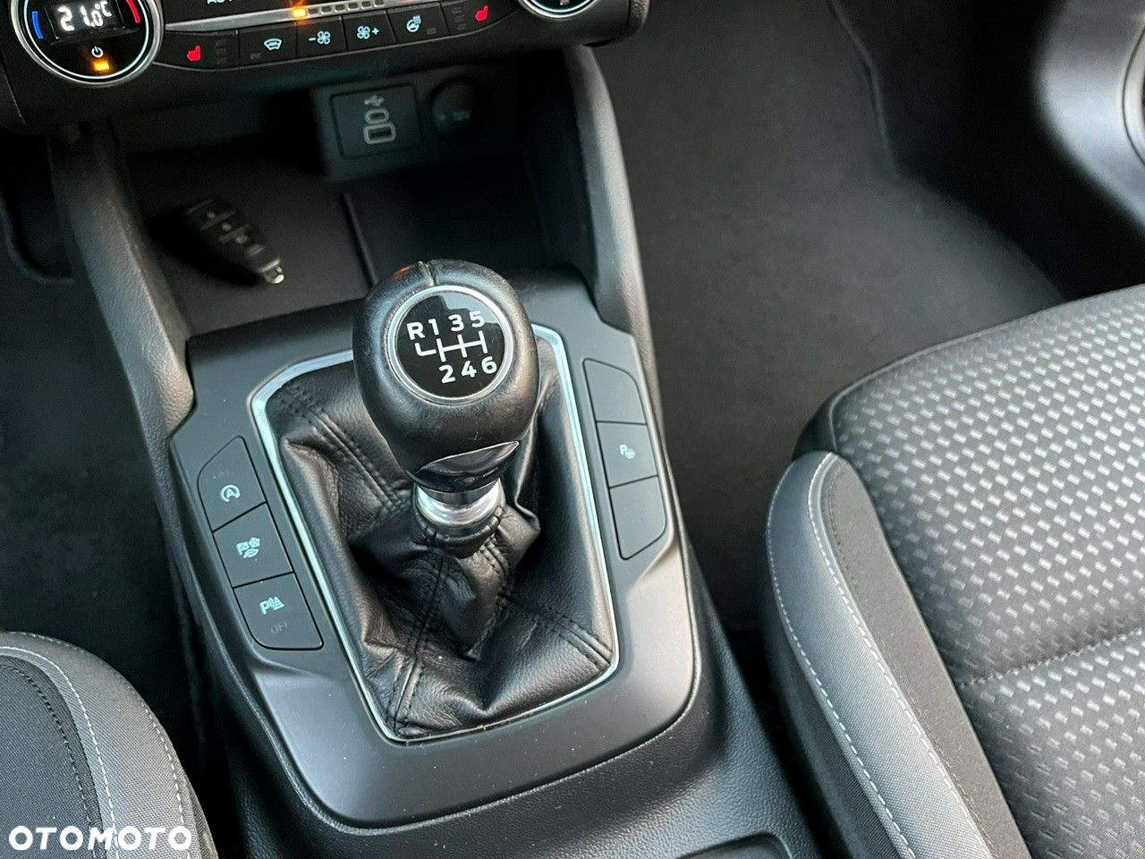 Ford Focus - 27