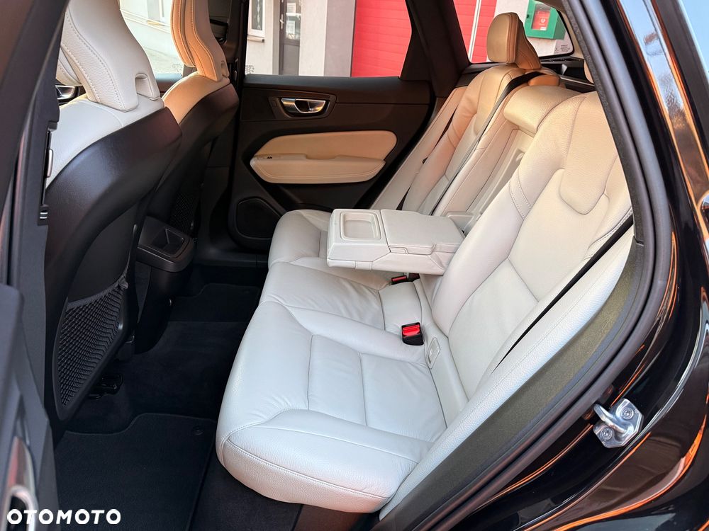 Volvo XC 60 D4 Inscription - 29