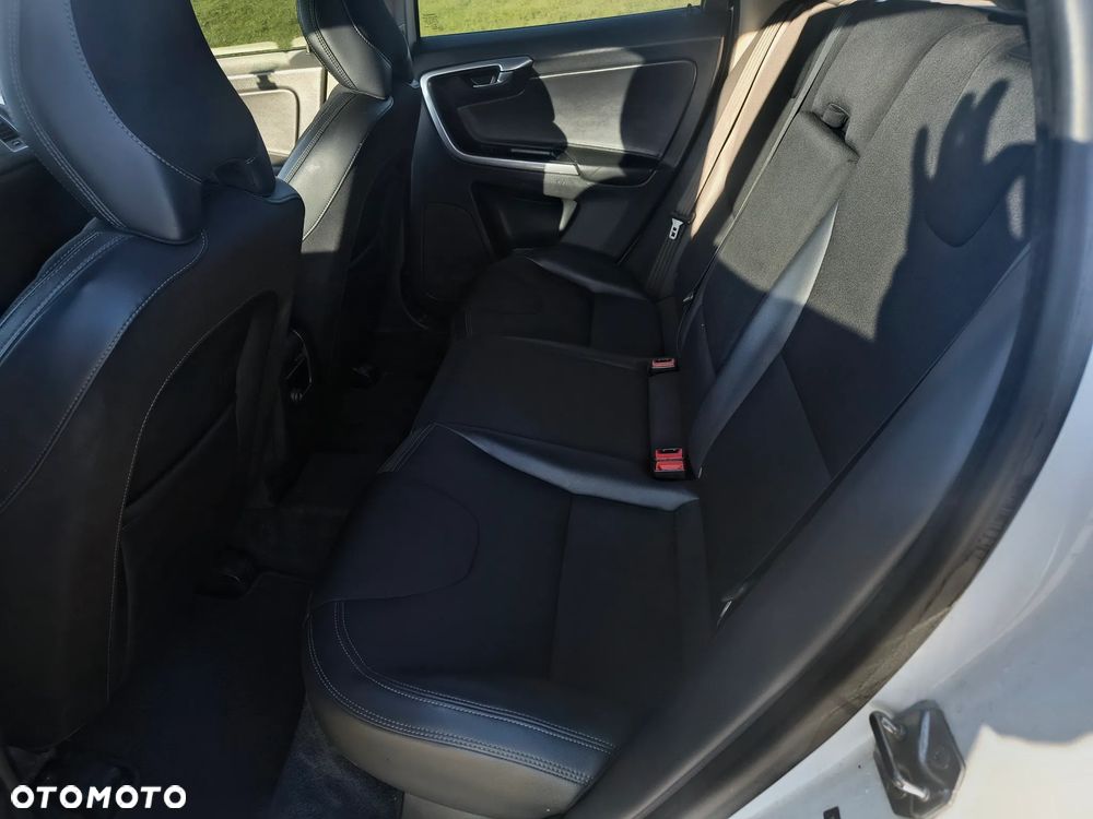 Volvo XC 60 T5 Geartronic Summum - 11