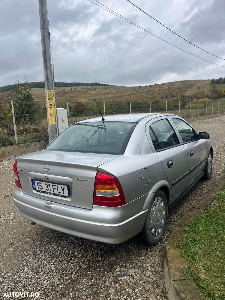 Opel Astra Classic 1.4i - 2