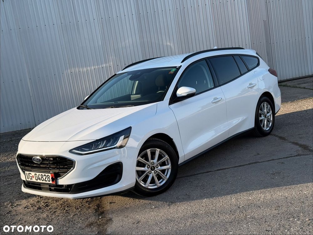 Ford Focus ver-1-5-ecoblue-start--stopp--system-titanium - 1