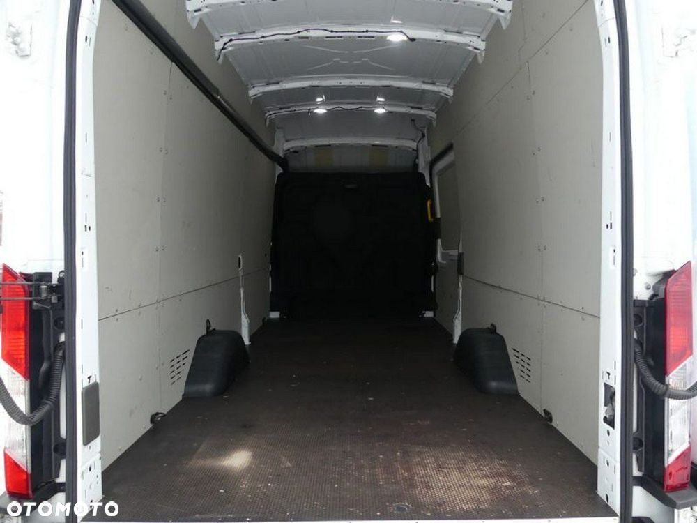 Ford Transit - 14
