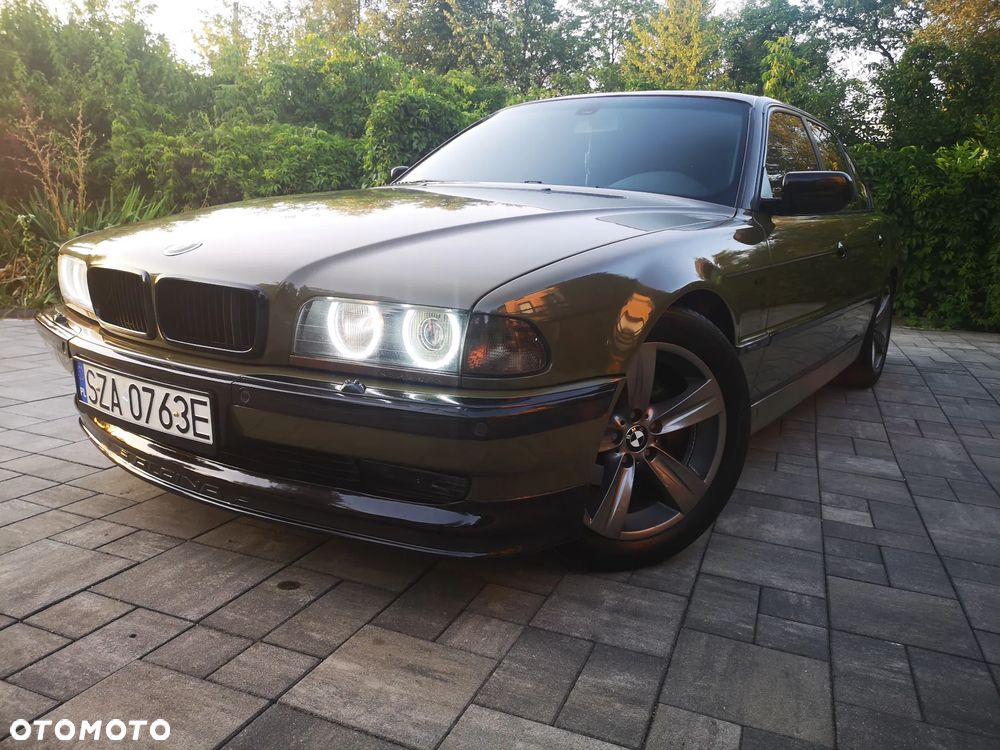 BMW Seria 7 - 2