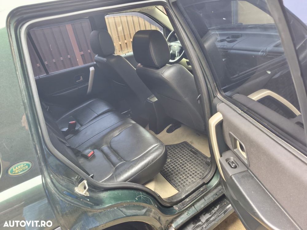 Land Rover Freelander - 12