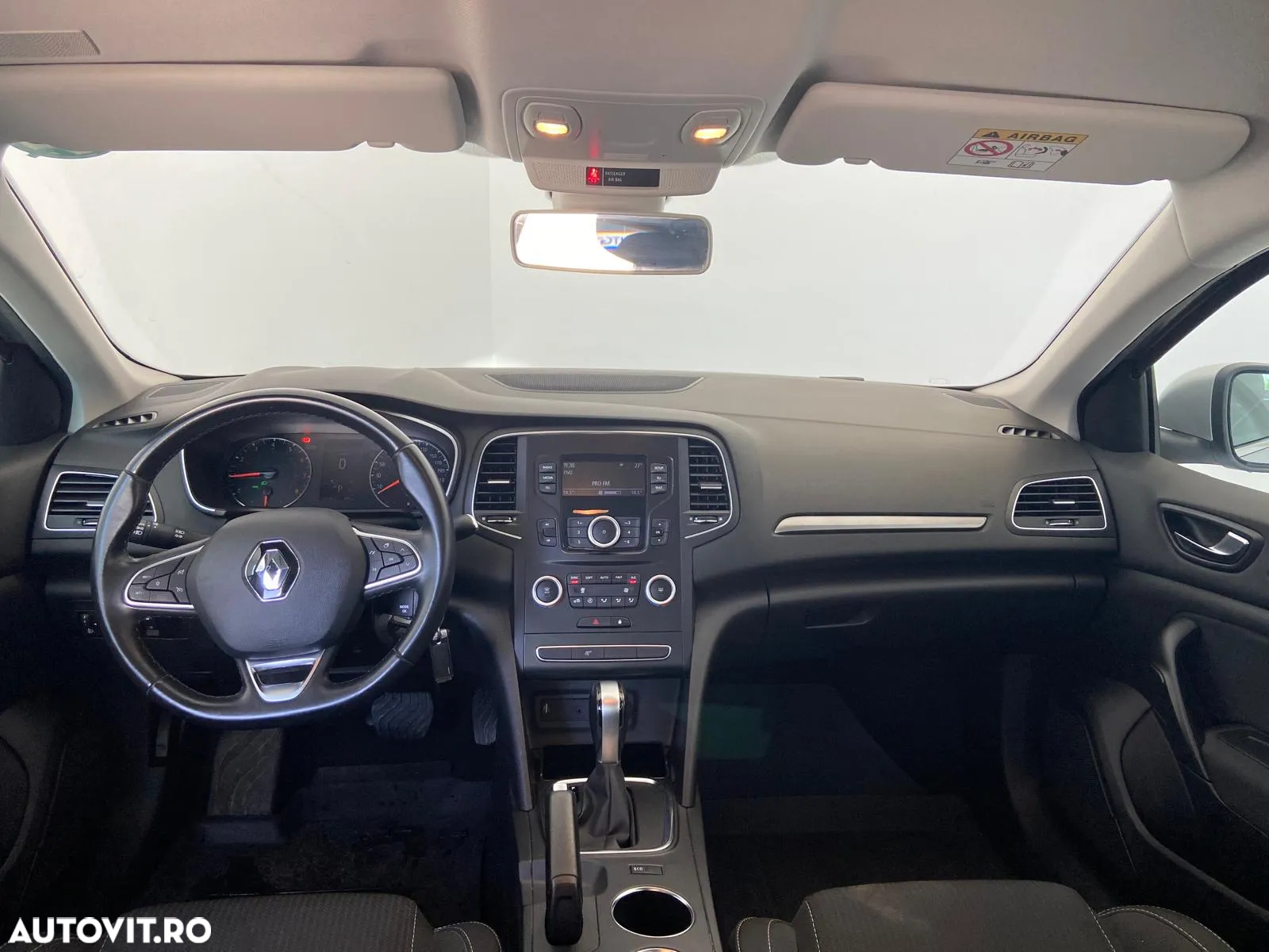 Renault Megane TCe EDC Zen - 3