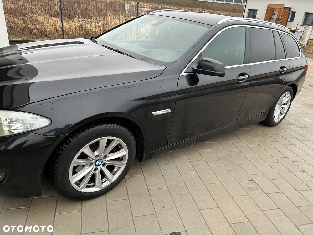 BMW Seria 5 520d - 14