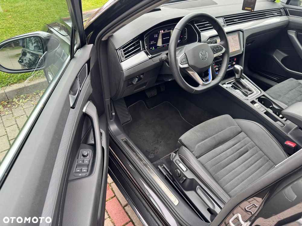 Volkswagen Passat Variant 1.5 e-Hybrid OPF DSG Business - 27