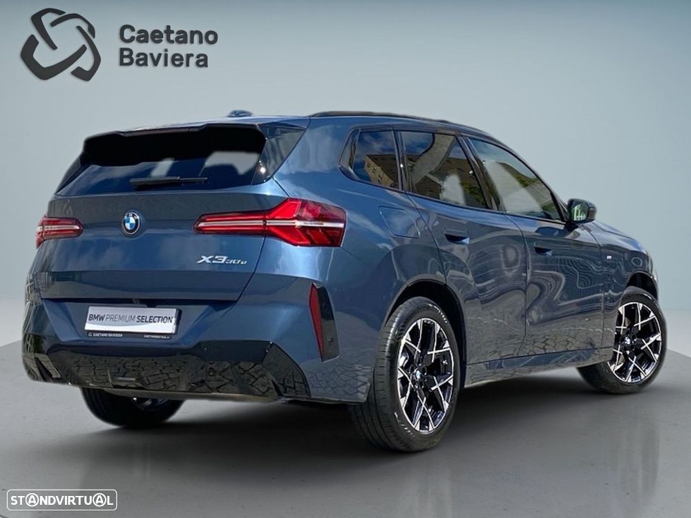 BMW X3 30 e xDrive Pack M Desportivo - 2