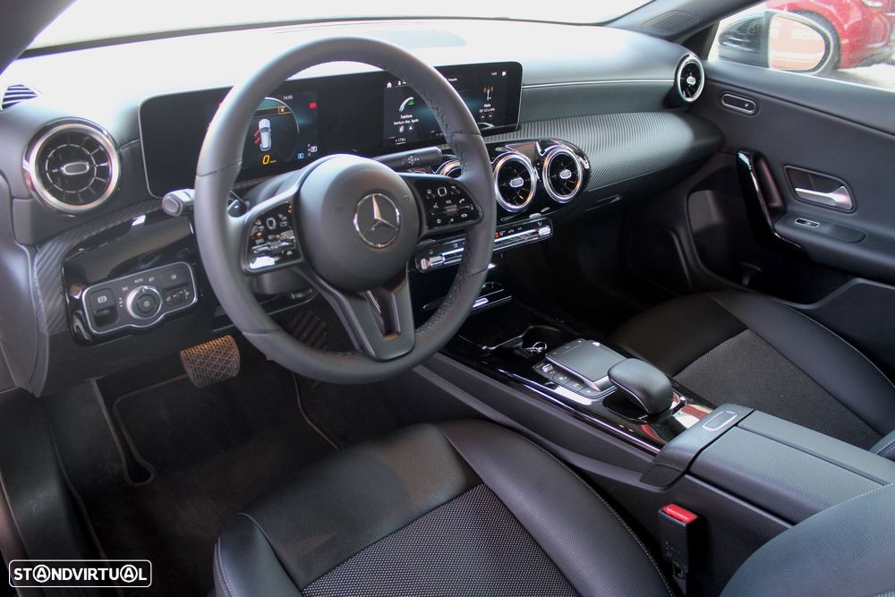 Mercedes-Benz CLA 180 d 7G-DCT Progressive - 7