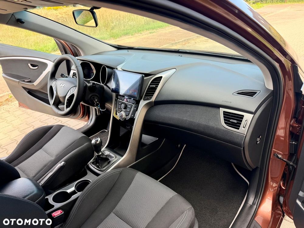 Hyundai i30 - 12