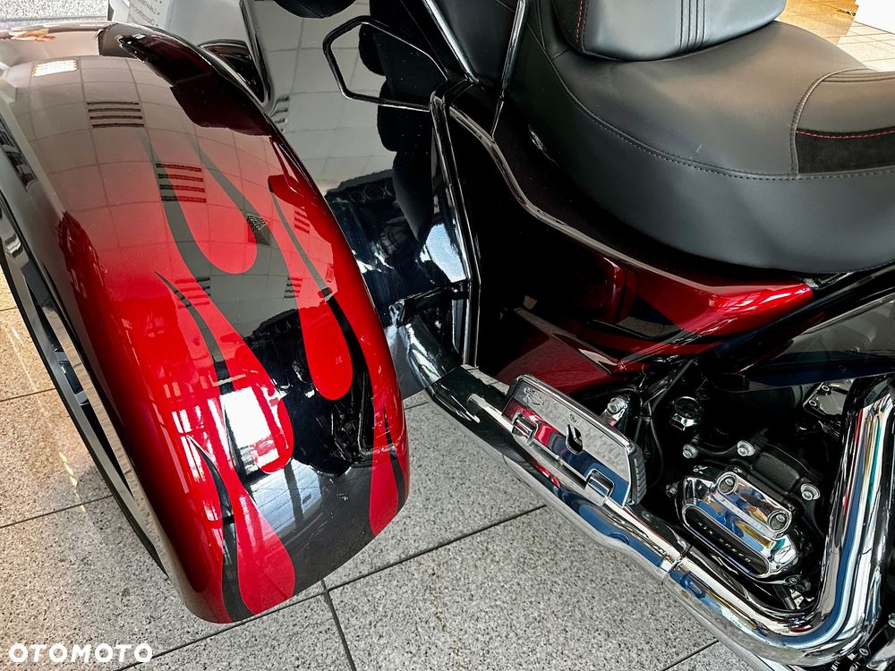 Harley-Davidson Tri Glide - 10