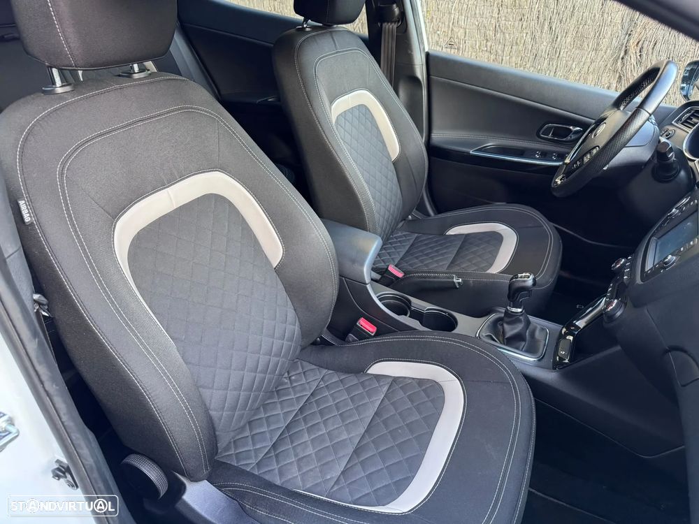 Kia Ceed 1.6 CRDi 136 ISG GT Line - 43