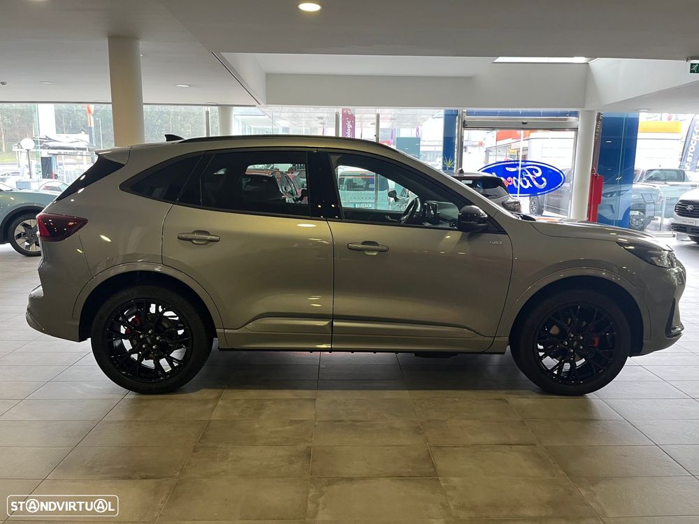 Ford Kuga - 4