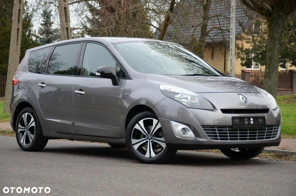 Renault Grand Scenic - 19