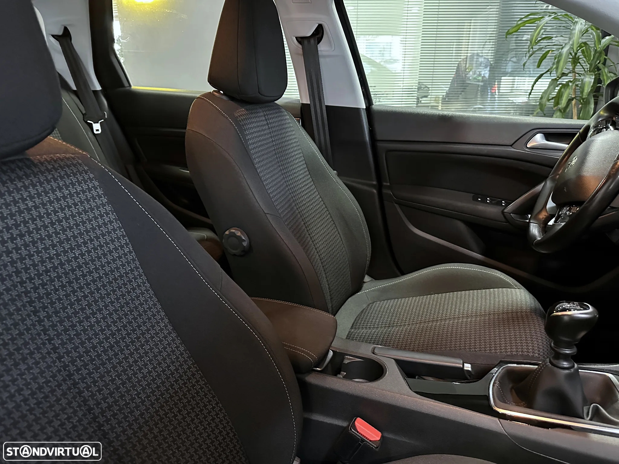 Peugeot 308 SW 1.2 PureTech Active - 19