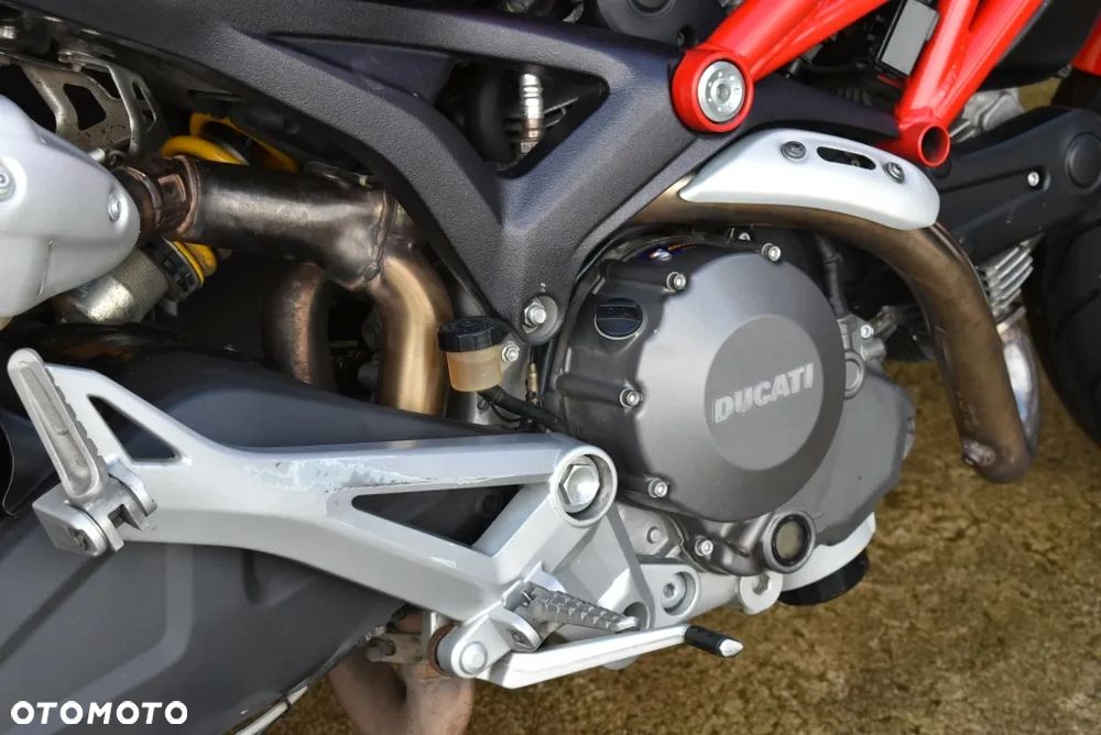 Ducati Monster - 32