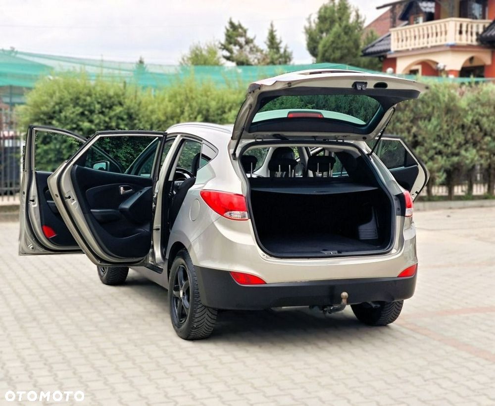 Hyundai ix35 - 11