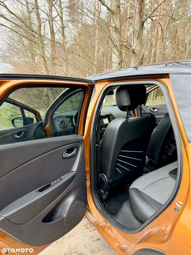 Renault Captur 1.2 Energy TCe Intens EDC - 28
