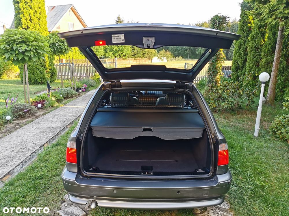 BMW Seria 5 - 16