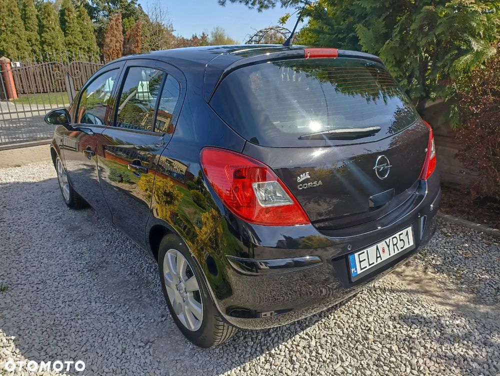 Opel Corsa - 10