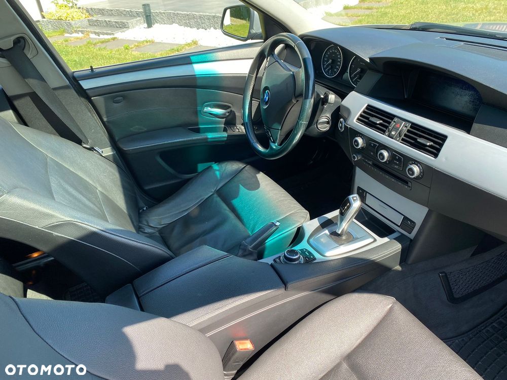 BMW Seria 5 530d xDrive - 10