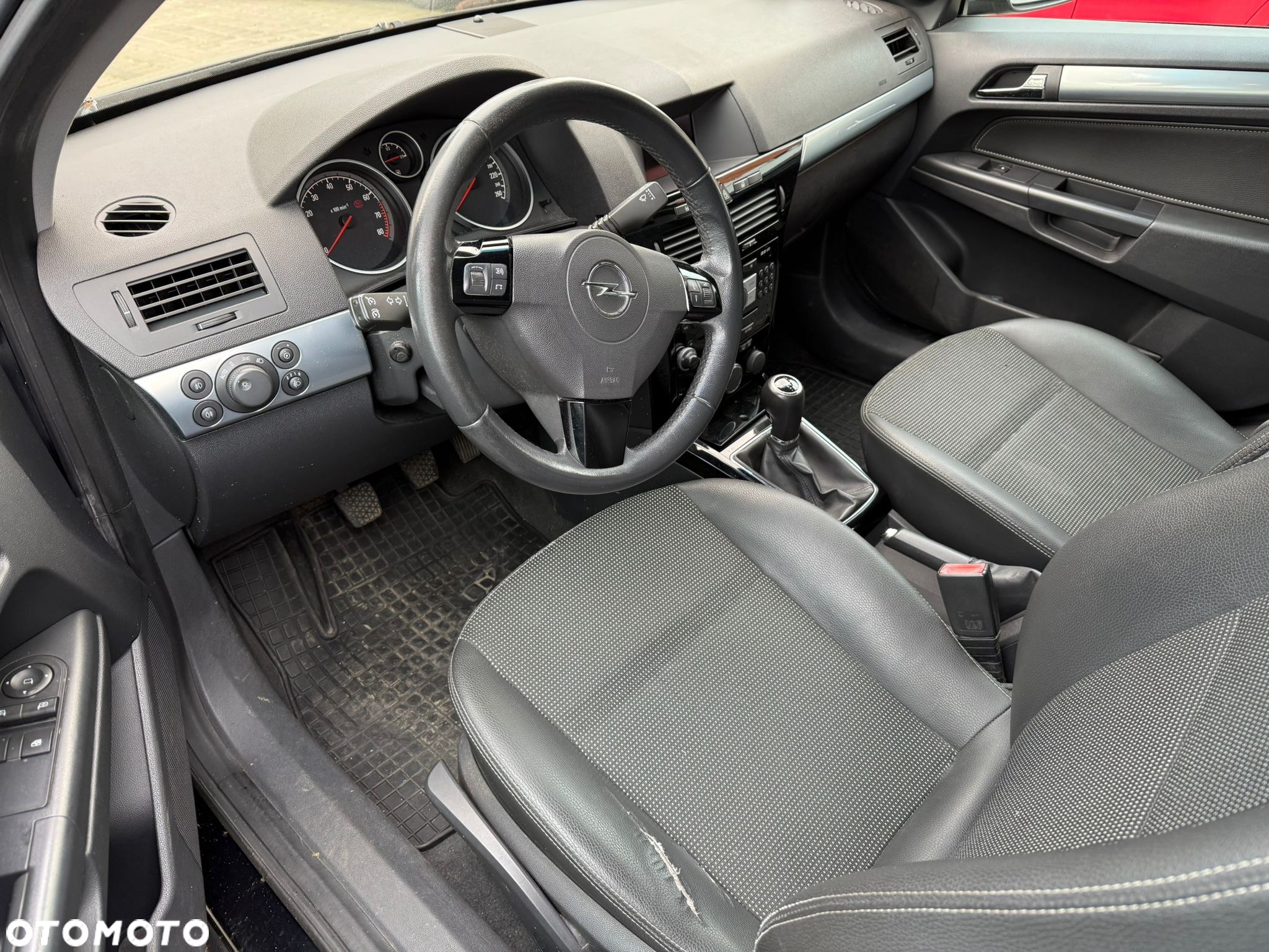 Opel Astra III 1.6 Cosmo - 9