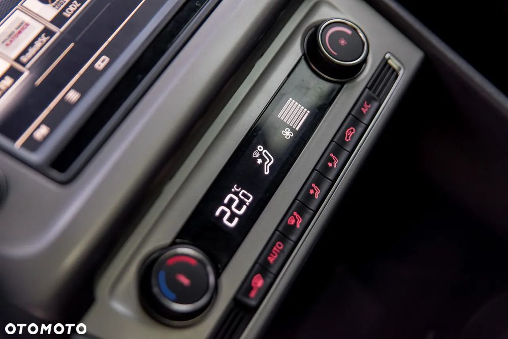 Volkswagen Polo - 18