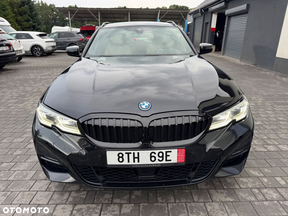 BMW Seria 3 330e PHEV M Sport Edition sport - 4