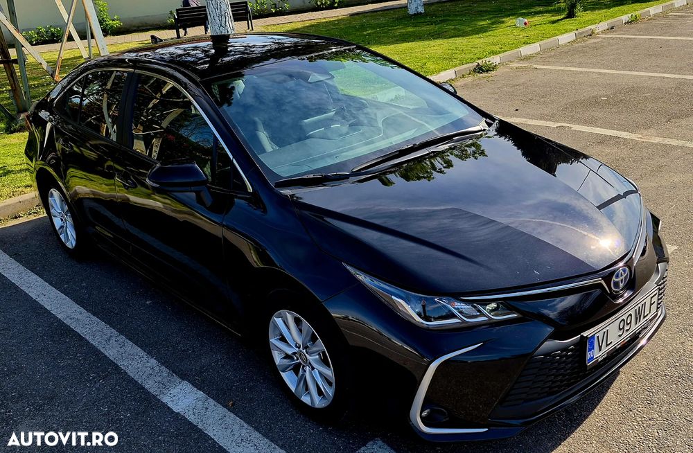 Toyota Corolla 1.8 HSD Dynamic - 11