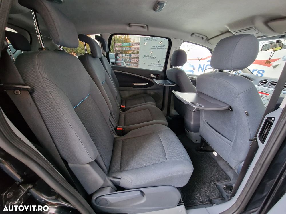 Ford S-Max 2.0 TDCi Trend - 13