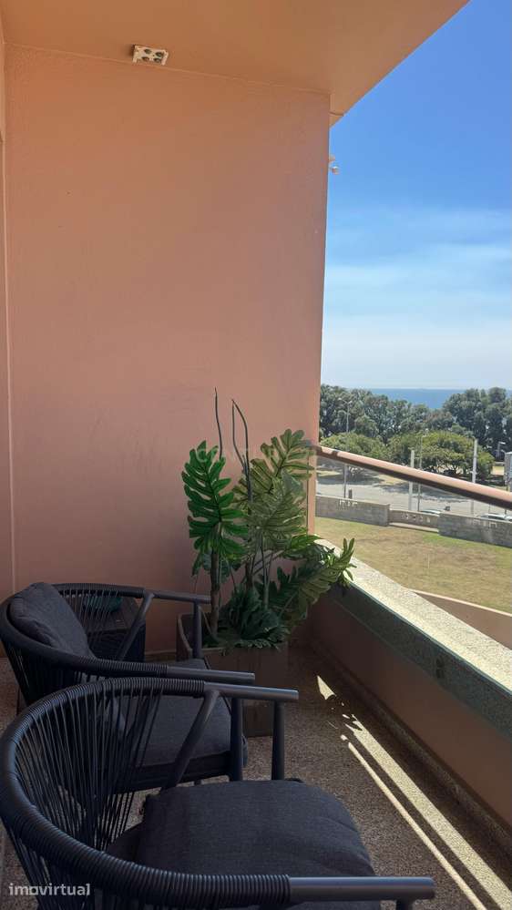 T4 de Luxo em Condomínio Fechado – Frente Mar, Foz do Douro - Grande imagem: 4/43
