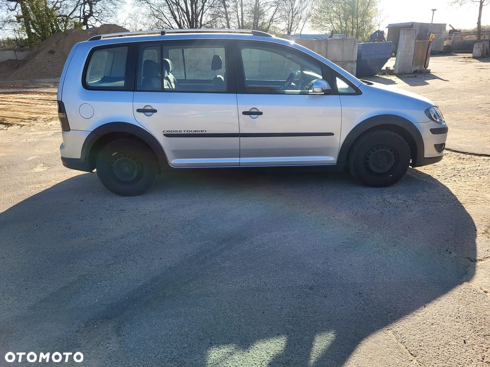 Volkswagen Touran 1.9 TDI - 6