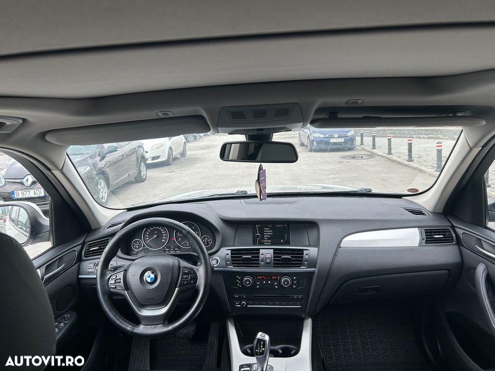 BMW X3 xDrive20d Aut. - 9