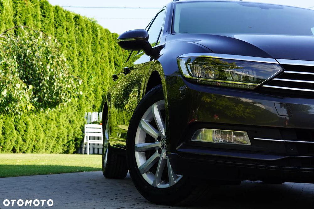 Volkswagen Passat - 22