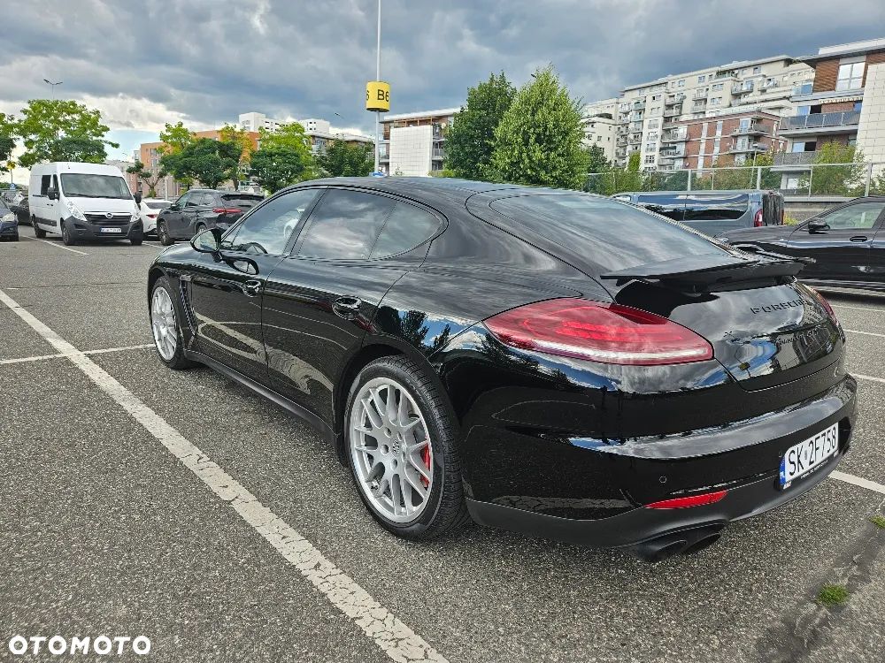 Porsche Panamera GTS - 6