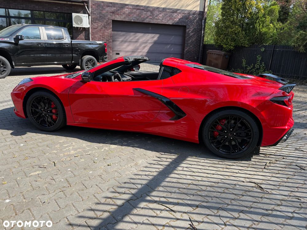 Chevrolet Corvette - 17