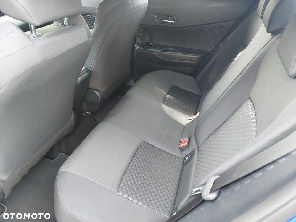 Toyota C-HR Business-Edition - 16