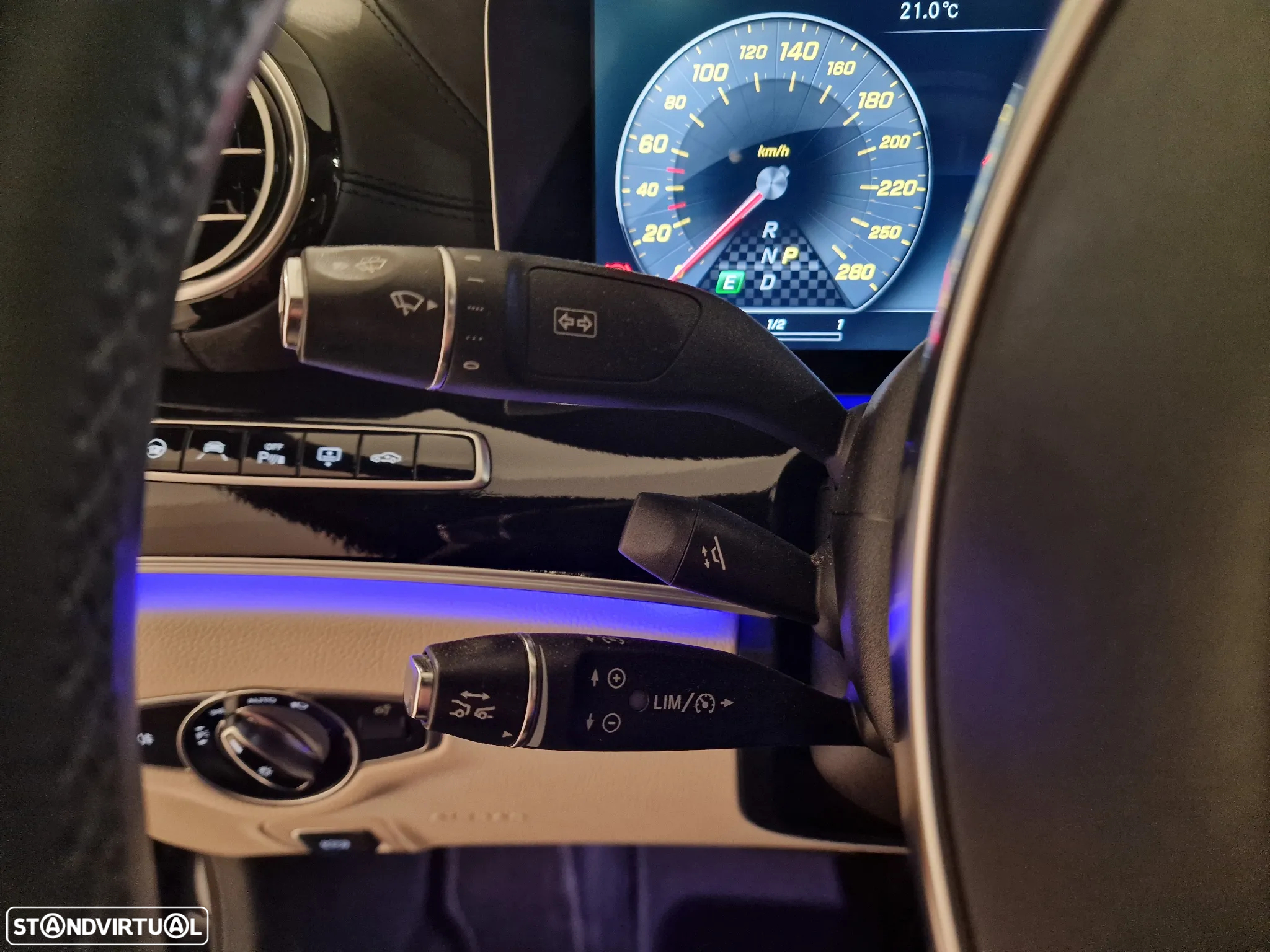 Mercedes-Benz E 43 AMG 4Matic 9G-TRONIC - 24