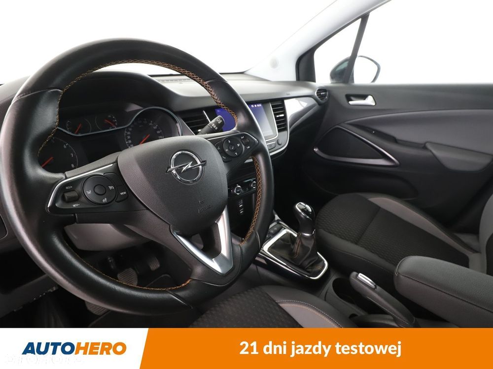 Opel Crossland X 1.2 T Design Line S&S - 11