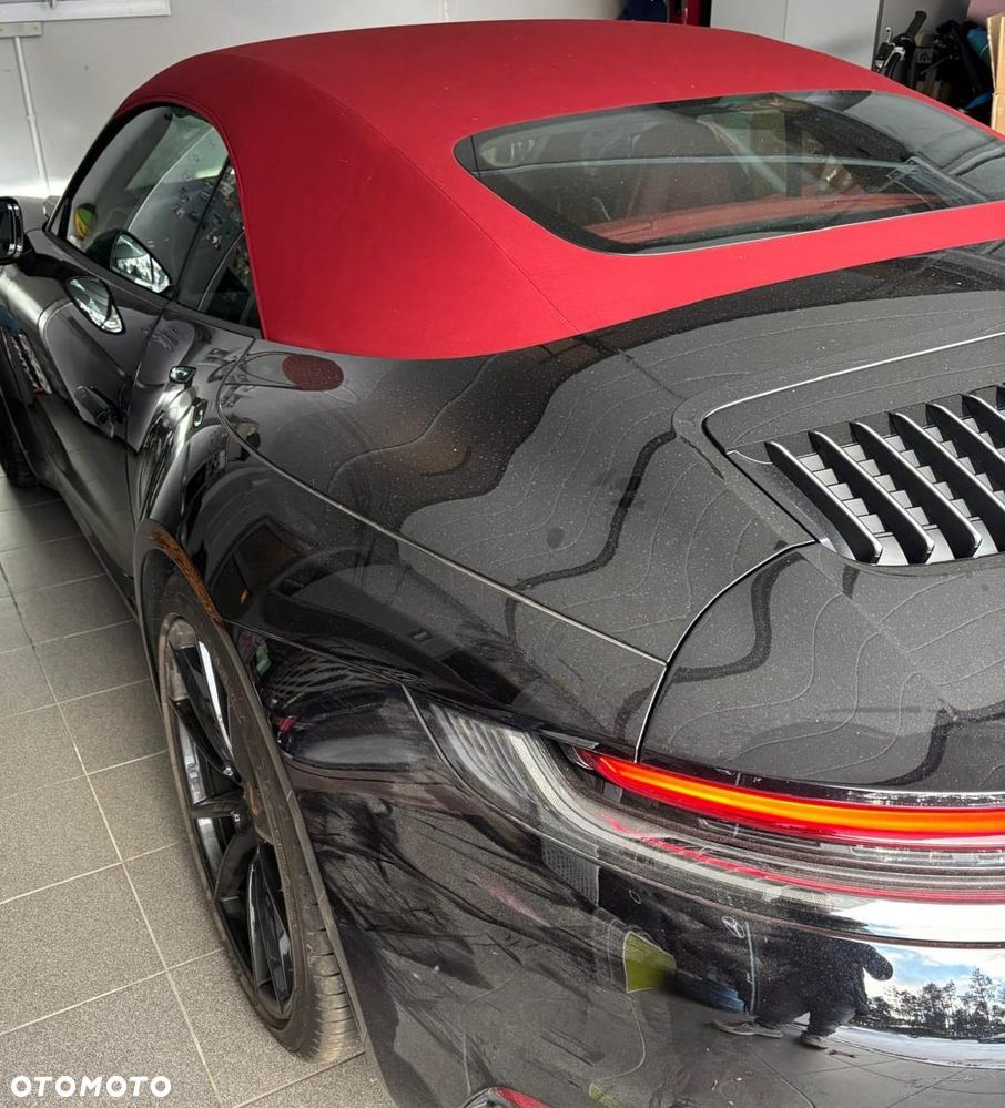 Porsche 911 Carrera 4S - 13