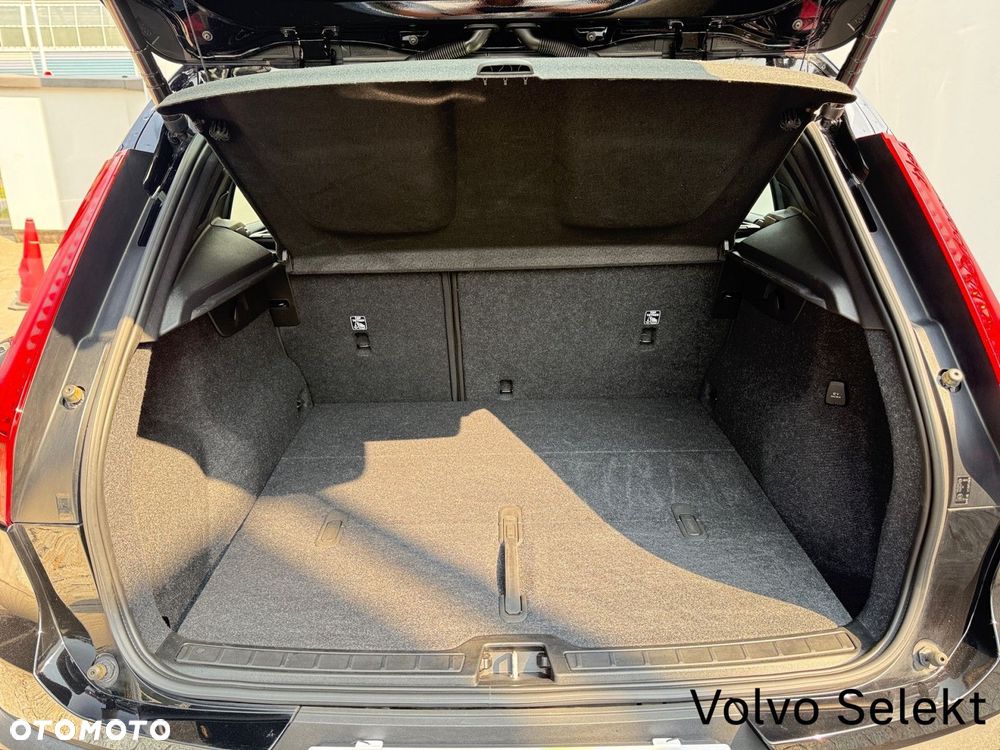 Volvo XC 40 - 30