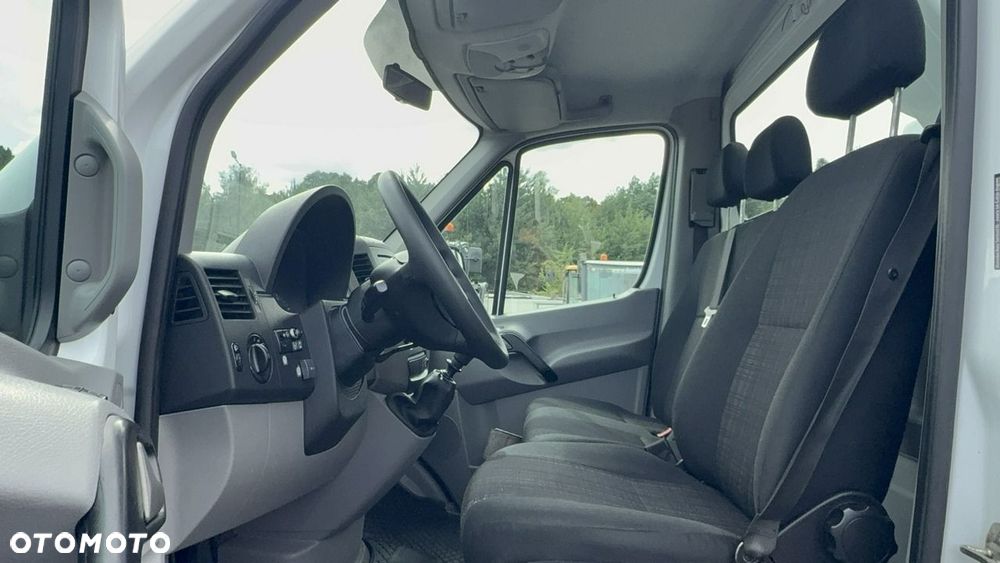 Mercedes-Benz Sprinter - 18