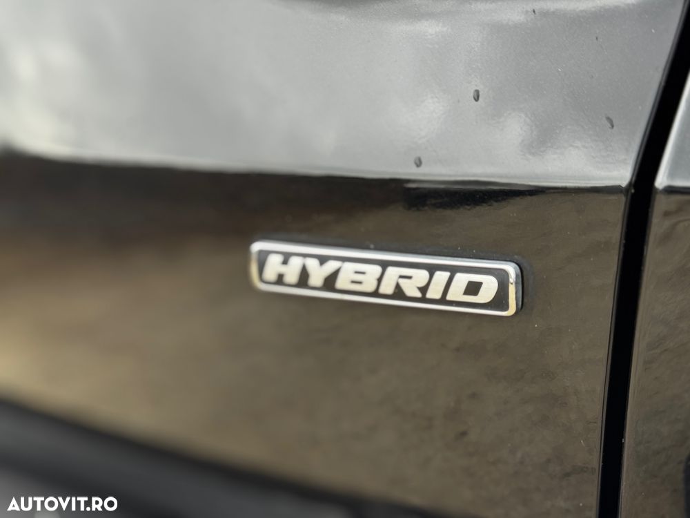 Ford Kuga 2.5 Duratec FHEV ST-LINE X - 26