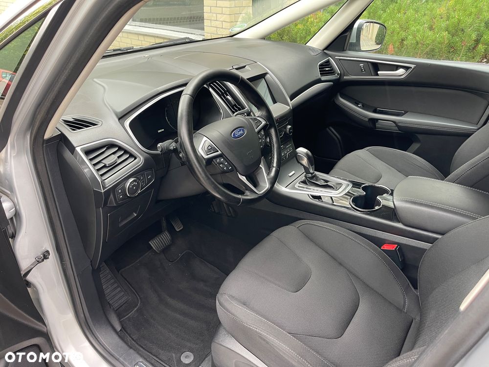 Ford S-Max - 19