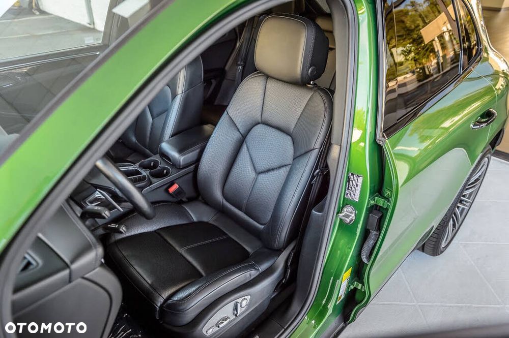 Porsche Macan - 13